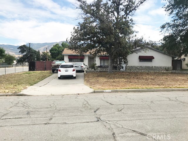 1410 E Alto Dr, San Bernardino, CA 92404