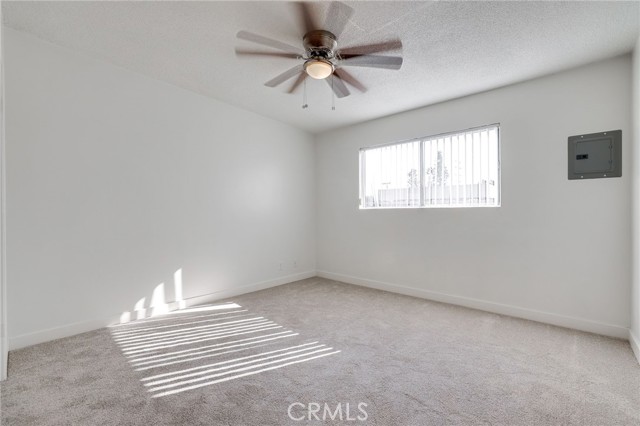 Detail Gallery Image 8 of 16 For 3430 Elm Ave #10,  Long Beach,  CA 90807 - 2 Beds | 1/1 Baths