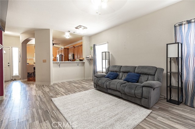 Detail Gallery Image 10 of 31 For 1017 East Ave, Gustine,  CA 95322 - 3 Beds | 2 Baths