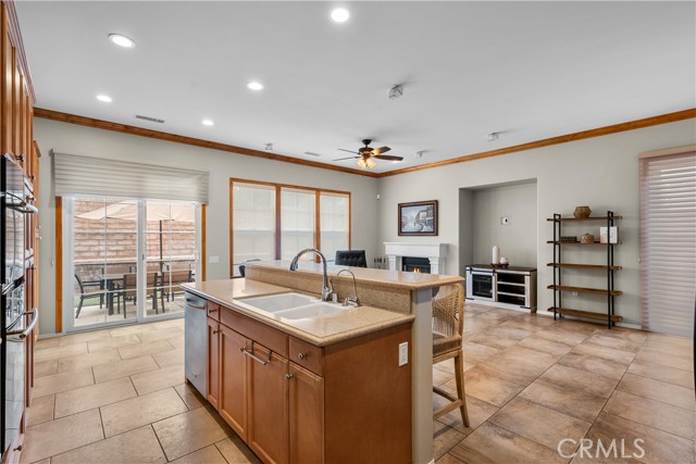 Detail Gallery Image 5 of 36 For 23748 Aspen Meadow Ct, Valencia,  CA 91354 - 3 Beds | 3/1 Baths