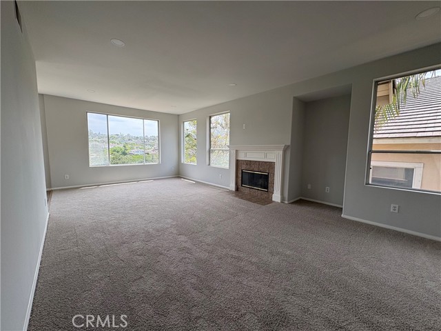 40 Silkwood, Aliso Viejo CA: https://media.crmls.org/medias/b34fbca3-2f72-44a4-ae86-d232d8e9775a.jpg