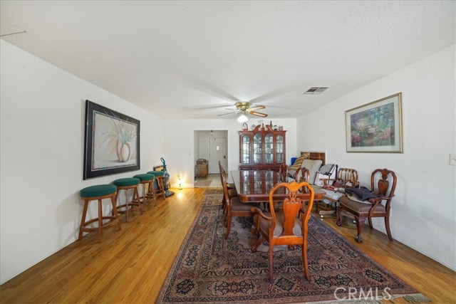31919 FLORIDA Avenue, Mentone CA: https://media.crmls.org/medias/b34fcc90-ed87-438a-822c-20879cc238f5.jpg