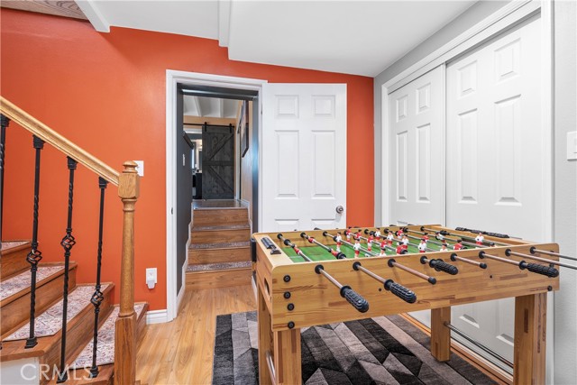 10739 Helendale photo 17