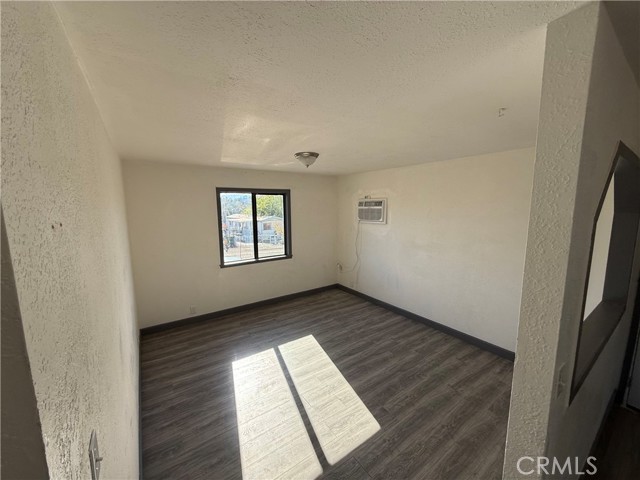 Detail Gallery Image 2 of 12 For 15942 39th Ave, Clearlake,  CA 95422 - 2 Beds | 1 Baths