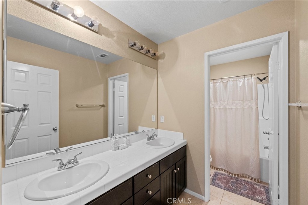 MLS #SW25069978 img 5