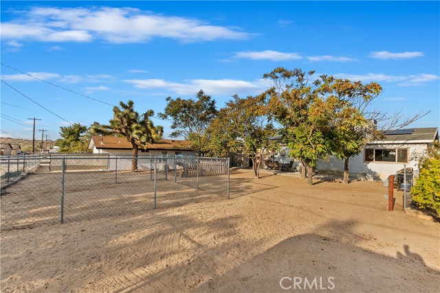 Detail Gallery Image 28 of 38 For 6374 Linda Lee Dr, Yucca Valley,  CA 92284 - 3 Beds | 2 Baths