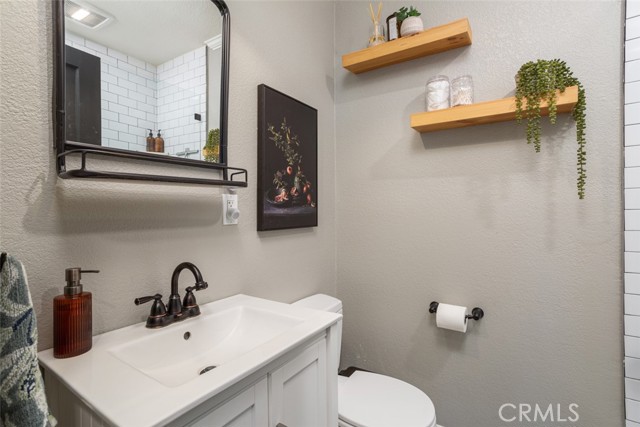 Detail Gallery Image 25 of 32 For 4852 Castana Ave, Lakewood,  CA 90712 - 3 Beds | 2 Baths