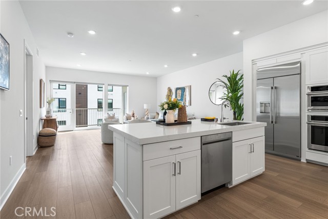 Detail Gallery Image 2 of 36 For 1702 Rivington, Irvine,  CA 92612 - 1 Beds | 2 Baths