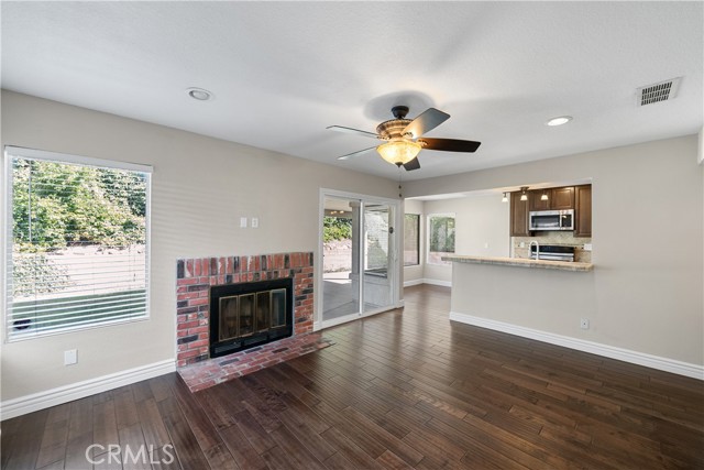 Detail Gallery Image 11 of 21 For 6660 Kern Pl, Rancho Cucamonga,  CA 91701 - 4 Beds | 3 Baths
