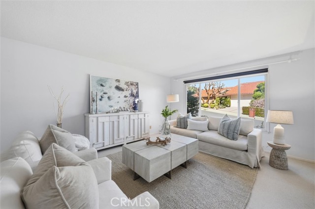 Detail Gallery Image 6 of 39 For 27025 Silver Moon Ln, Rancho Palos Verdes,  CA 90275 - 4 Beds | 3 Baths