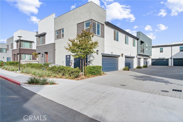 Detail Gallery Image 36 of 48 For 3641 South Allston Paseo #1,  Ontario,  CA 91761 - 3 Beds | 2/1 Baths