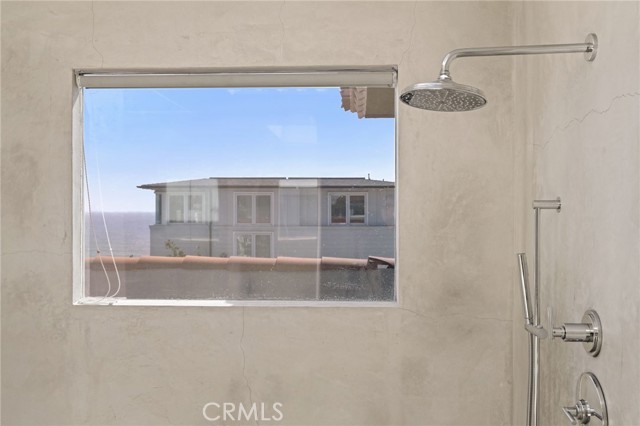 1800 Highland Avenue, Manhattan Beach CA: https://media.crmls.org/medias/b355ae4b-66af-4930-a4f7-38c33b337520.jpg