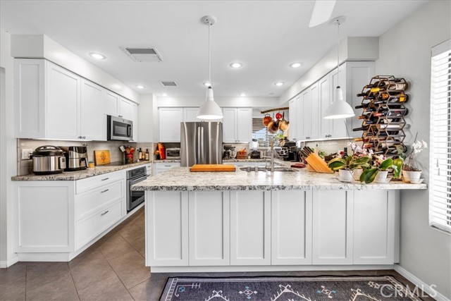 Detail Gallery Image 7 of 47 For 7880 Wesley Rd, Joshua Tree,  CA 92252 - 3 Beds | 2/1 Baths