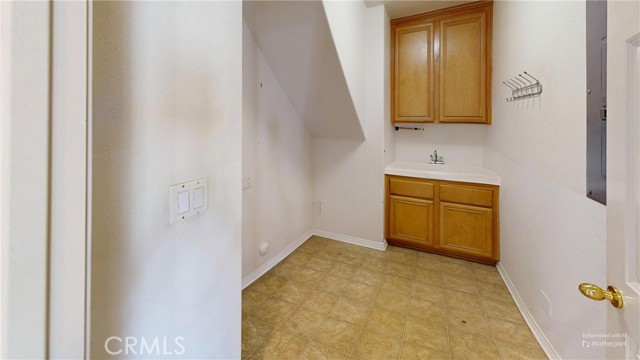 Detail Gallery Image 35 of 41 For 4322 Waterside Ln, Oxnard,  CA 93035 - 4 Beds | 2/1 Baths