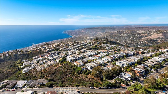 Detail Gallery Image 7 of 11 For 854 Tia Juana St, Laguna Beach,  CA 92651 - – Beds | – Baths