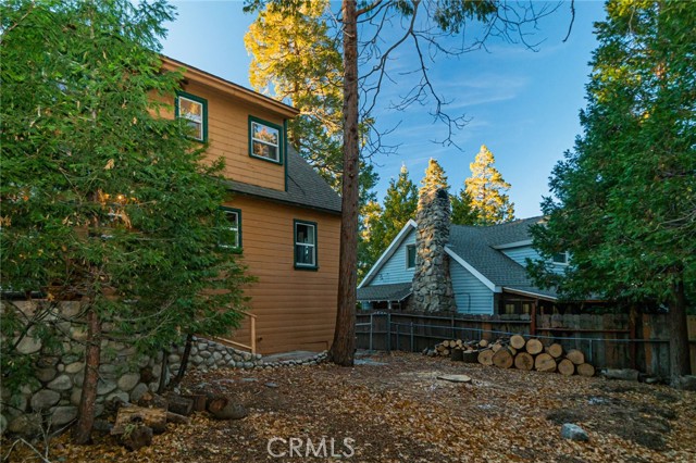 627 Rose Lane, Twin Peaks, CA 92391