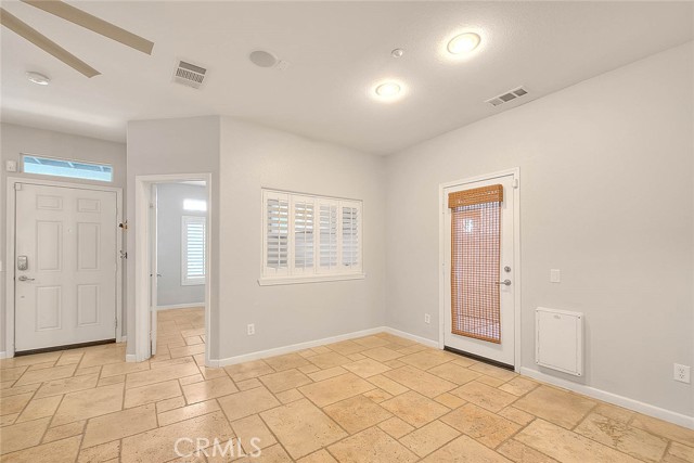 Detail Gallery Image 14 of 75 For 6264 Manzanita Way, Riverside,  CA 92504 - 4 Beds | 2/1 Baths