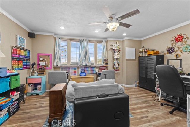 Detail Gallery Image 22 of 33 For 12929 Topaz Cir, Victorville,  CA 92392 - 5 Beds | 3 Baths