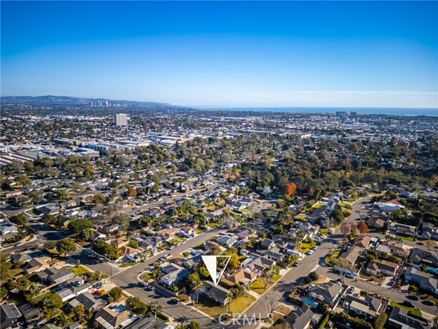 Image 19 of 58 For 939 Oak Street