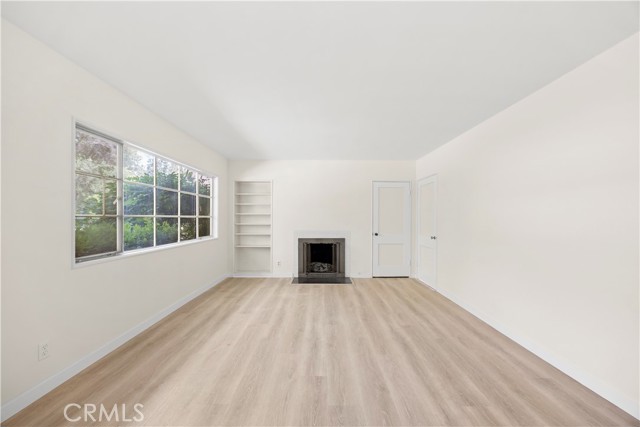 5188 VIllage Green, Los Angeles CA: https://media.crmls.org/medias/b35856e0-09b3-4000-a7ce-7bf384b350dc.jpg
