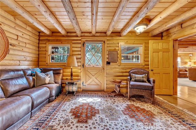 Detail Gallery Image 10 of 75 For 53299 Forest Lake Dr, Idyllwild,  CA 92549 - 4 Beds | 4/2 Baths