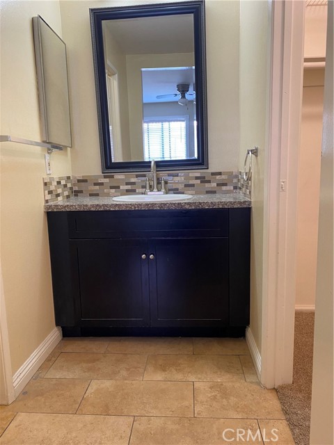27979 Sarabande Lane, Canyon Country CA: https://media.crmls.org/medias/b358c540-b37b-48a3-a125-55b0bc589fd7.jpg