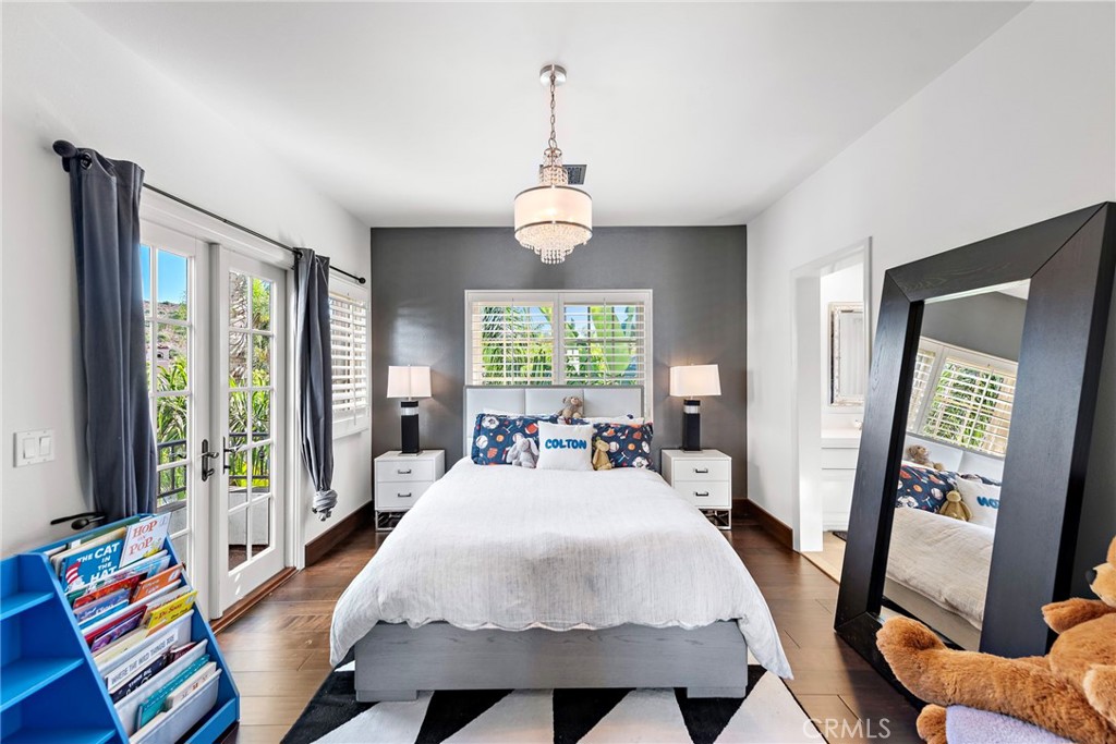 B3592180 3fa8 4838 8f4c B406d18cb9aa