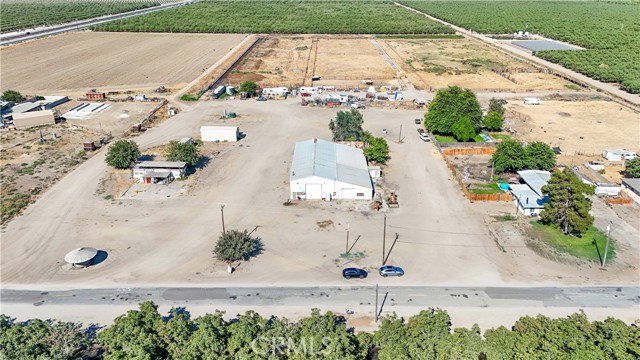 23174 Road 6, Chowchilla CA: https://media.crmls.org/medias/b3593158-b84d-46d7-a73b-edf9f7c66886.jpg