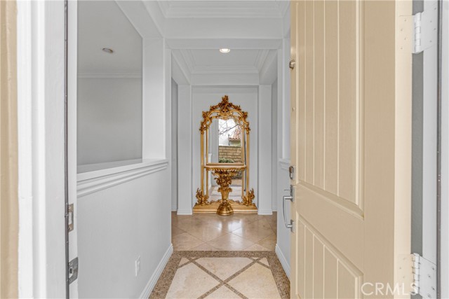 Detail Gallery Image 6 of 51 For 4705 Luna Ct, Calabasas,  CA 91302 - 4 Beds | 4 Baths