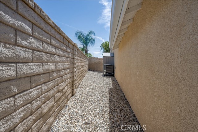 Detail Gallery Image 46 of 47 For 20419 Kesley St, Canyon Country,  CA 91351 - 6 Beds | 3 Baths