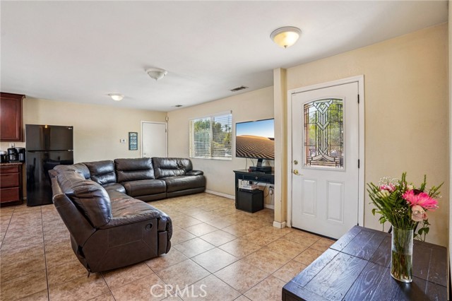 17245 E Arrow, Azusa CA: https://media.crmls.org/medias/b35b2a69-554a-472d-87fd-d71ecc4bdbc9.jpg