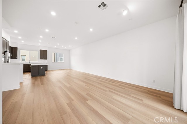 Detail Gallery Image 23 of 74 For 312 Tank, Irvine,  CA 92618 - 3 Beds | 3/1 Baths