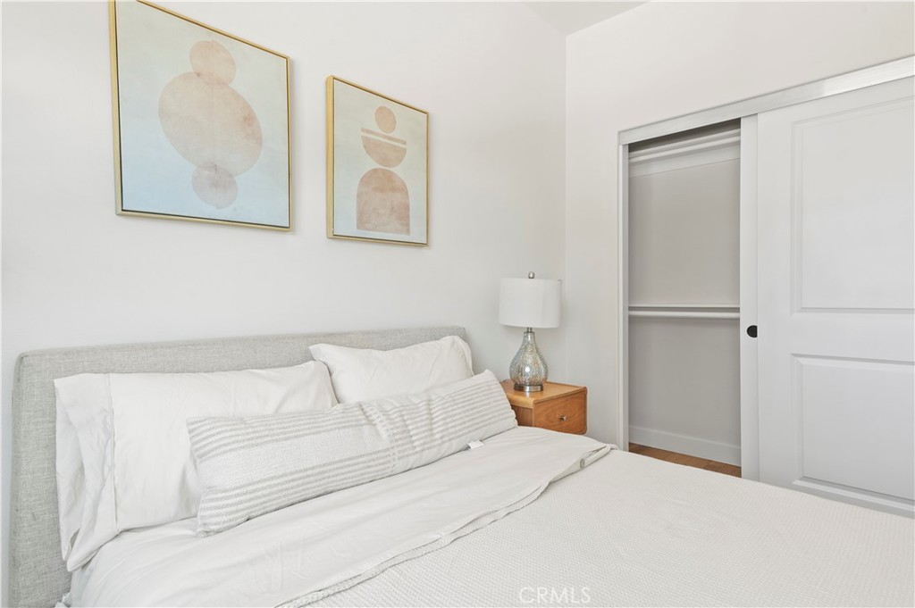 MLS #OC25253896 image #25