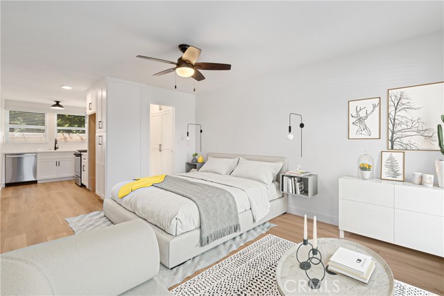 Detail Gallery Image 4 of 12 For 1637 Irvine Ave #D,  Costa Mesa,  CA 92627 - 0 Beds | 1 Baths