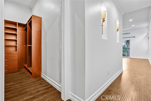 Detail Gallery Image 16 of 30 For 22202 Avenue San Luis, Woodland Hills,  CA 91364 - 3 Beds | 3 Baths