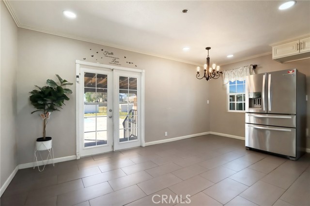 Detail Gallery Image 5 of 26 For 38465 12th St, Palmdale,  CA 93550 - 5 Beds | 4 Baths