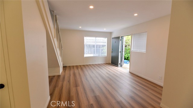 Detail Gallery Image 3 of 16 For 218 Avenida Rosa #3,  San Clemente,  CA 92672 - 2 Beds | 1/1 Baths