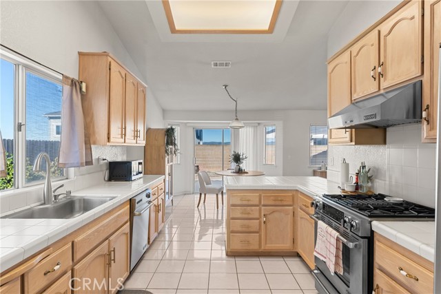 Detail Gallery Image 18 of 33 For 781 Koval, Santa Maria,  CA 93455 - 3 Beds | 2 Baths