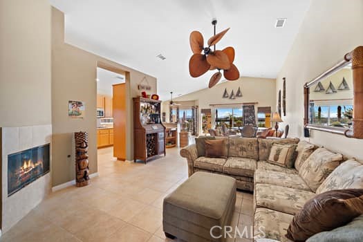 Detail Gallery Image 7 of 38 For 2710 Colorado River, Blythe,  CA 92225 - 3 Beds | 2 Baths