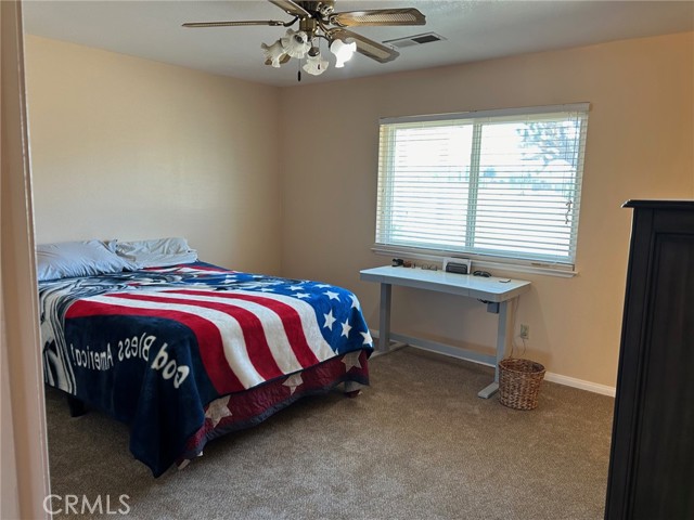 Detail Gallery Image 8 of 16 For 9150 6th Ave, Hesperia,  CA 92345 - 3 Beds | 2 Baths
