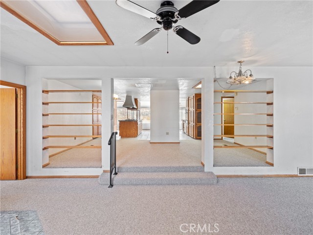 Detail Gallery Image 7 of 35 For 29595 Cove, Lucerne Valley,  CA 92356 - 3 Beds | 2 Baths