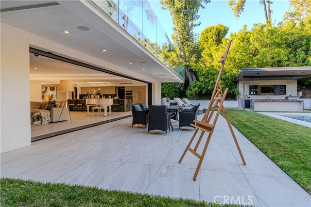 Detail Gallery Image 1 of 46 For 3030 Deep Canyon Dr, Beverly Hills,  CA 90210 - 5 Beds | 6 Baths