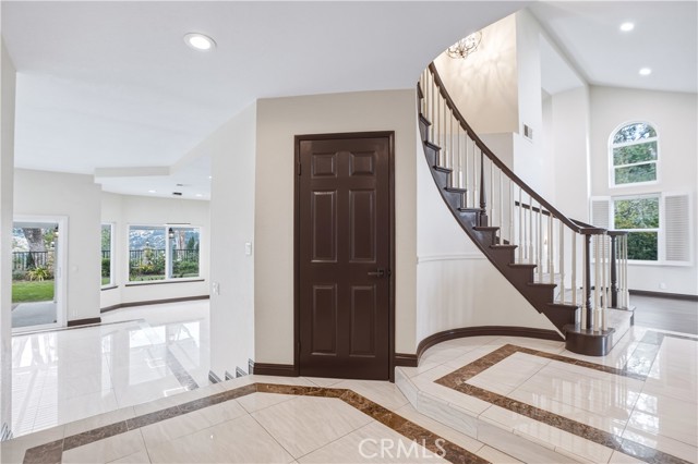 Image 22 of 73 For 3537 Foxglove Road