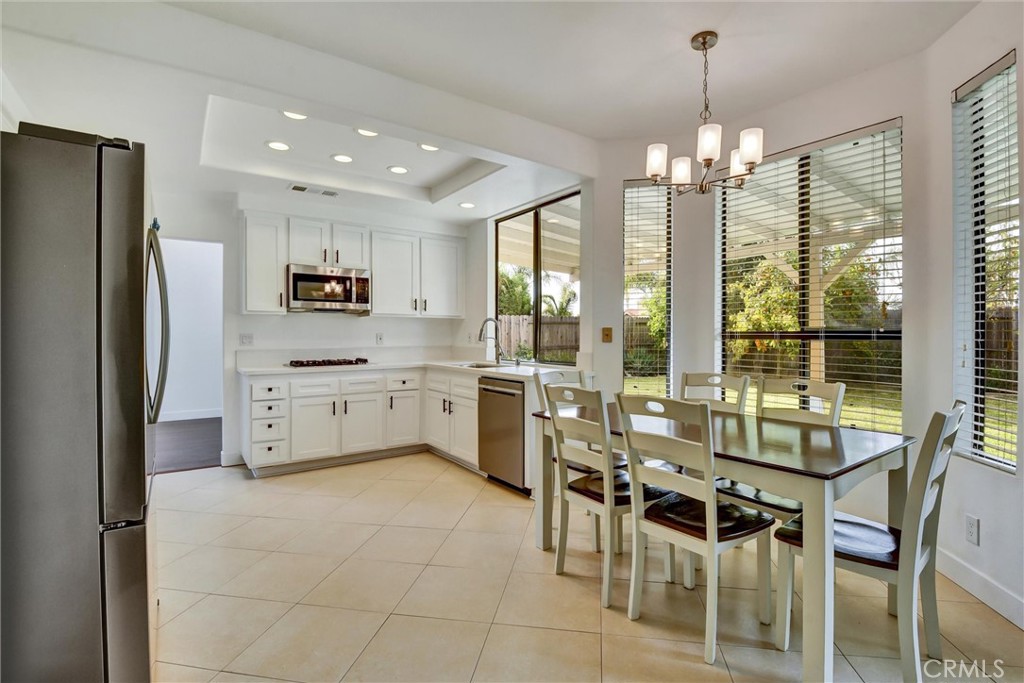 MLS #SR25260400 image #11