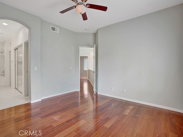 B3605924 1089 453c 87c8 88d30930841e