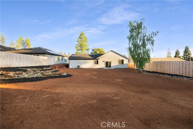 1737 Drayer Drive, Paradise CA: https://media.crmls.org/medias/b3611bd3-593e-4436-8947-ca6919a24411.jpg