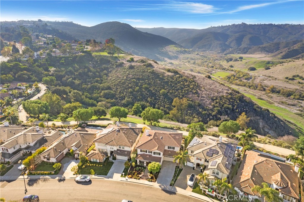 MLS #OC25270482 image #57