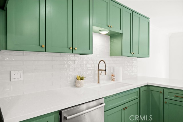 33026 Lighthouse Ct, San Juan Capistrano CA: https://media.crmls.org/medias/b361c45e-d9d5-4157-a592-3a6bdb04eb17.jpg
