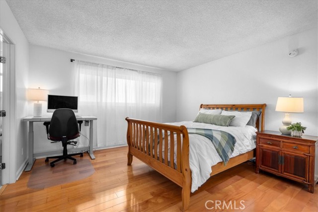 1747 Barry Avenue, Los Angeles CA: https://media.crmls.org/medias/b361eb3d-7476-49da-859a-20dbbac184c7.jpg