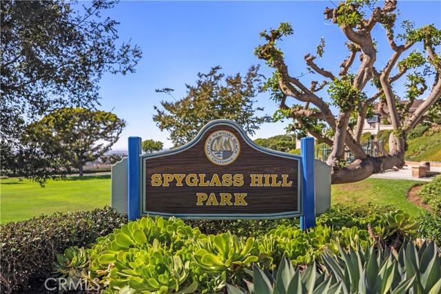 Detail Gallery Image 42 of 44 For 6 Monterey Cir, Corona Del Mar,  CA 92625 - 6 Beds | 4 Baths